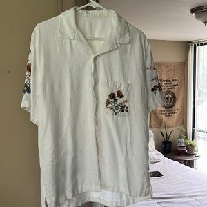 Embroidered Linen Camp Shirt